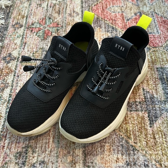 Steve Madden NY90 Tennis Shoes - Picture 2 of 5